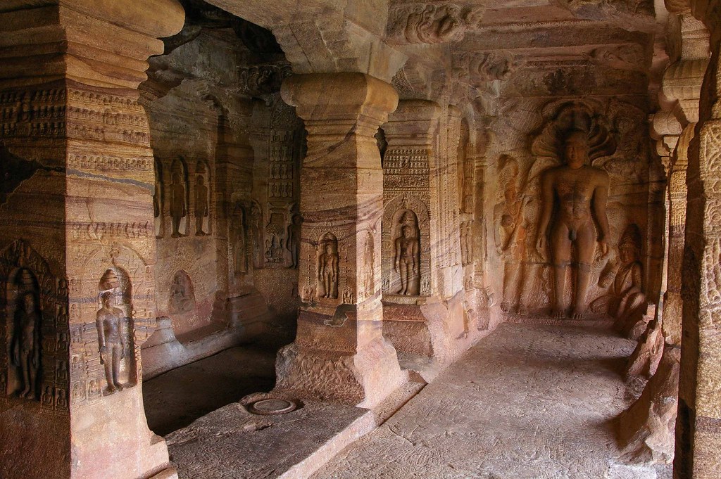 巴达米石窟寺庙