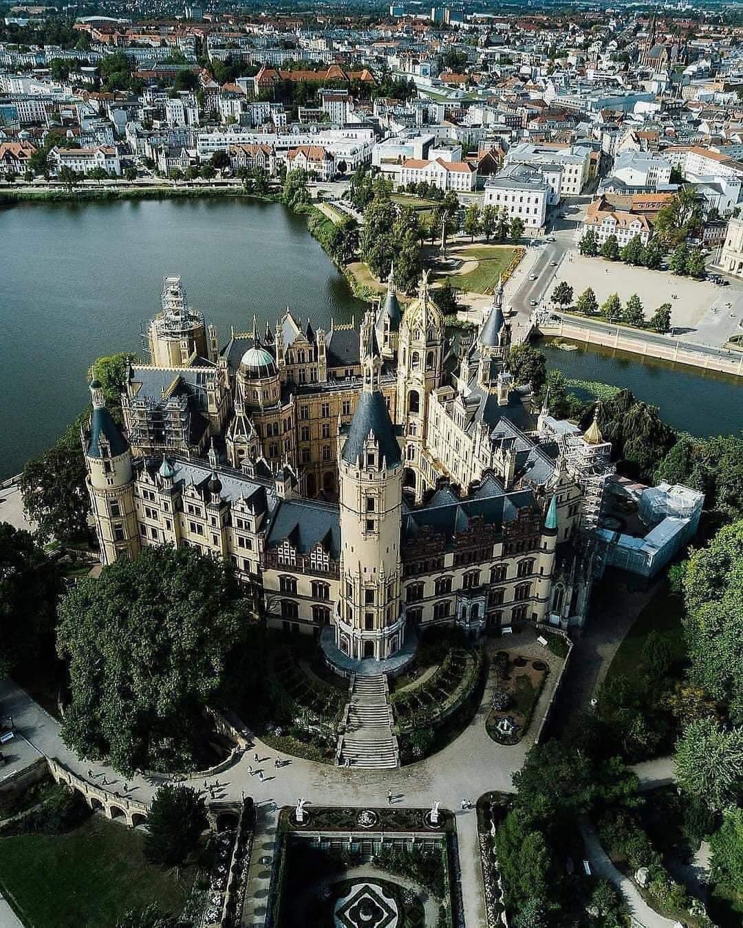Schwerin Castle Mecklenburg Vorpommern Germany Palaces Castles 