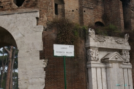 Aurelian Wall Fellini street