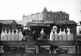 Besarabsky Market old milk sell