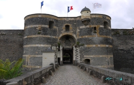 Chateau d Angers in front