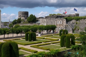 Chateau d Angers jardins