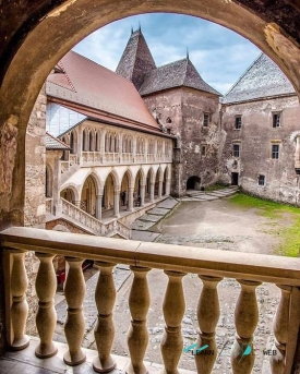 Corvin Castle interior