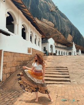 Dambulla Cave temple front