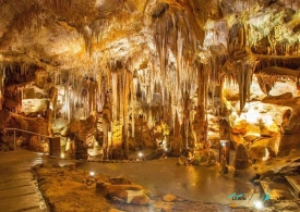 Grotte di Castellana caves in Puglia.jpeg