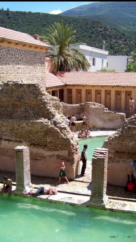 Hammam Essalihine ancient Roman bath.jpeg