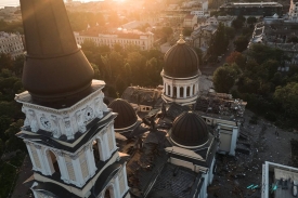 Holy Transfiguration Cathedral in Odessa look like after the Russian attack.jpeg