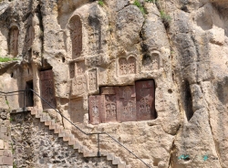 Monasterio de Geghard