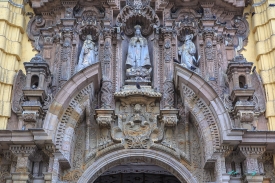 San Francisco in Lima details of the sculptures of the church