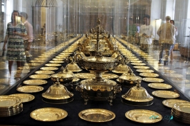 Silver dinner service museum Residenz Munich