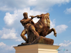 Statue of Hercules Herakles in the castle grounds