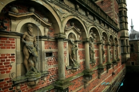 details of the sculptures in the Frederiksborg Castle