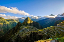 machu picchu ruins mountains peru