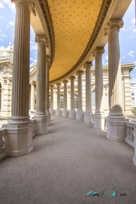 palais longchamp columnas