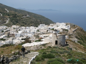 pueblo en sikinos
