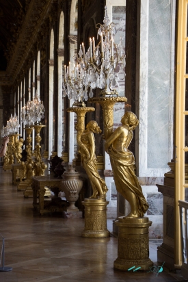 statues in Versailles